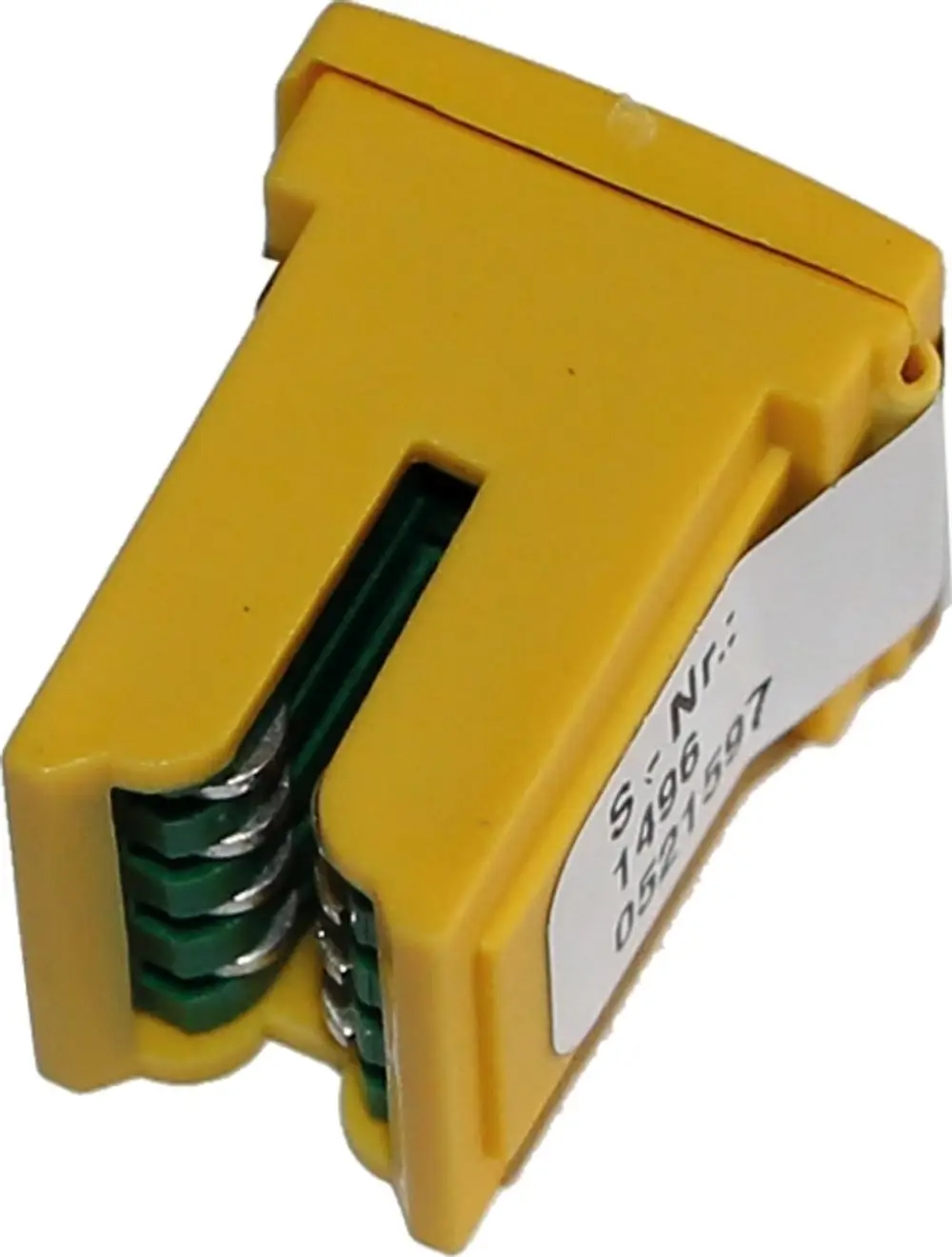 Gelber Parameterstecker mit mehreren Kontaktleisten. Produkt für die Nutzung mit Wolf-Geräten, speziell im Kontext von COB-15.